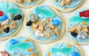 Mrs Make-It and her Seaside Biscuit Decorating, Stevenage